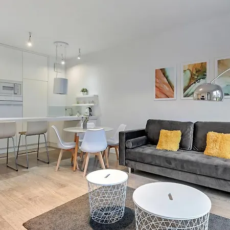 Dom & House - Nadmorski Dwor Апартаменты